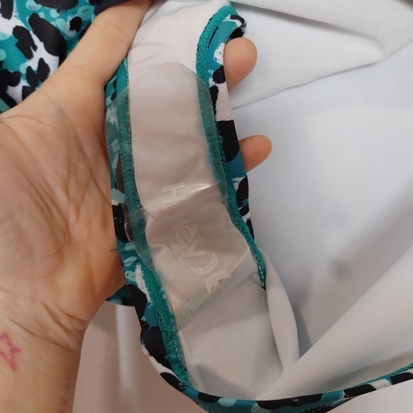 HURLEY Bikini Swimsuit High Waisted Teal Leopard Moderate Coverage 1X Plus New - Picture 9 of 10